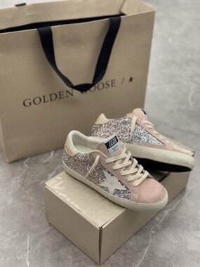 Golden Goose Women’s Pink Glitter & Silver Star Low-Top Sneakers